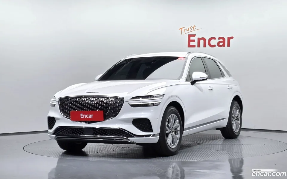 Genesis GV70 2.5T 2WD 2025 — фото 1, купить с доставкой в Москву