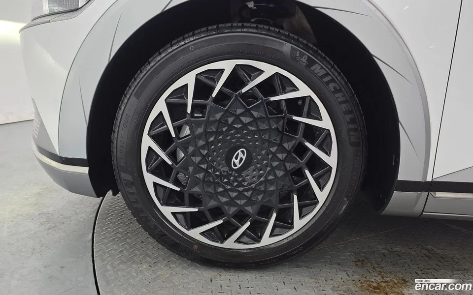 Hyundai Ioniq 5 2024 — миниатюра 2