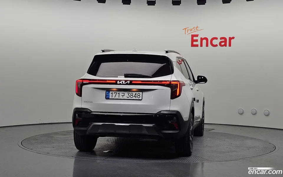 Kia Seltos 1.6 2WD 2022 — миниатюра 4