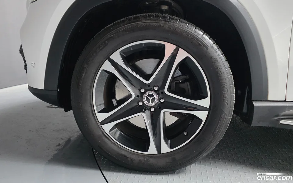 Mercedes-Benz GLE-Class GLE350e 4MATIC 2022 — миниатюра 5