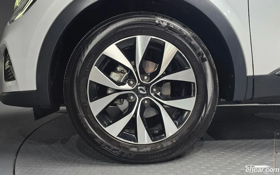 Renault Samsung XM3 (Arkana) 1.3 TCe RE 2022 — миниатюра 2