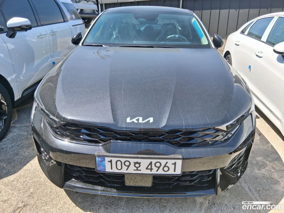Kia K5 2.0 2026 — фото 1, купить с доставкой в Москву