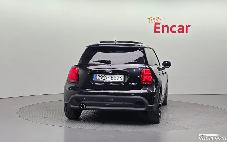 MINI Cooper 2023 — миниатюра 4