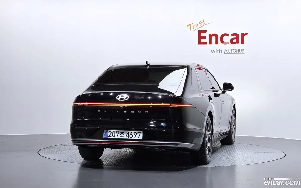 Hyundai Grandeur Hybrid 2024 — миниатюра 4
