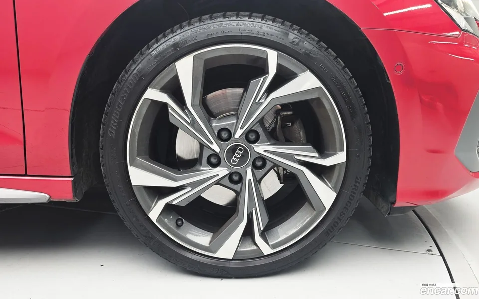 Audi A3 (8Y) 40 TFSI 2023 — миниатюра 2