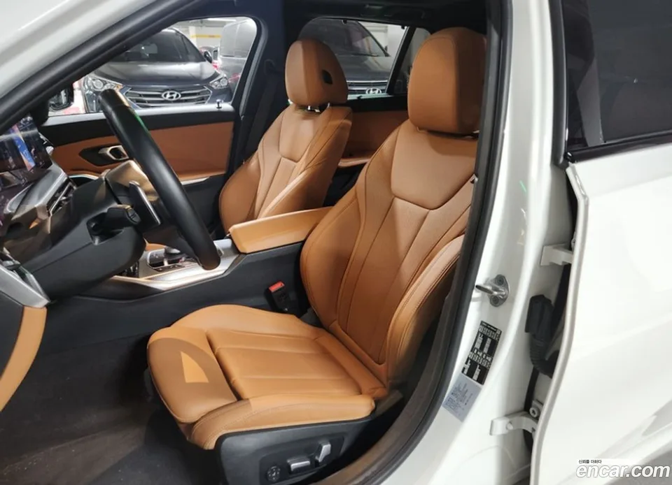 BMW 3 Series 320i M 2023 — миниатюра 3