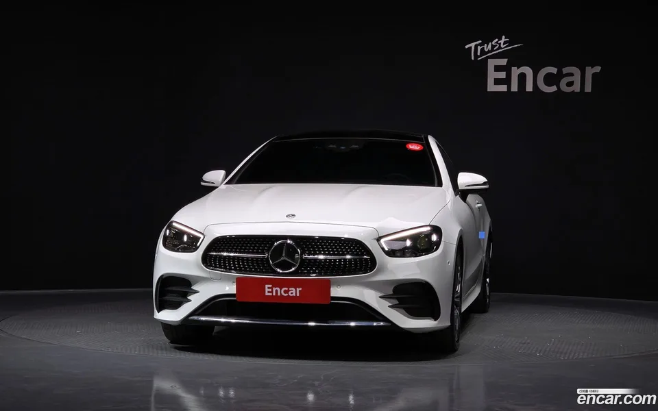 Mercedes-Benz E-Class E300d 4MATIC 2022 — миниатюра 3