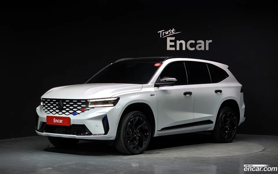Renault Samsung Grand Koleos 1.5 E-TECH 2WD 2025 — фото 1, купить с доставкой в Москву
