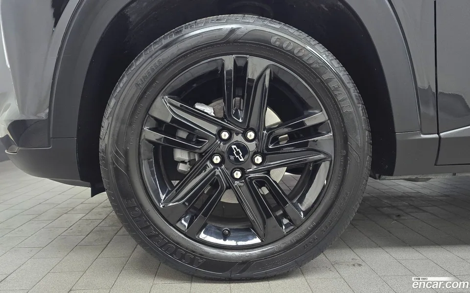 Chevrolet Trax Crossover 1.2 ACTIV 2023 — миниатюра 2