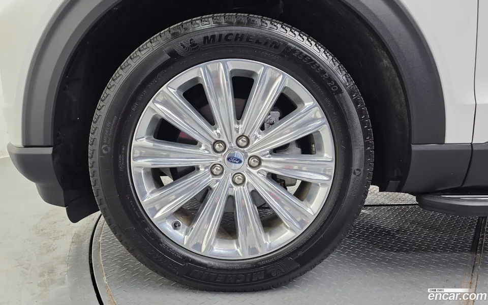 Ford Explorer 2.3 4WD 2023 — миниатюра 5