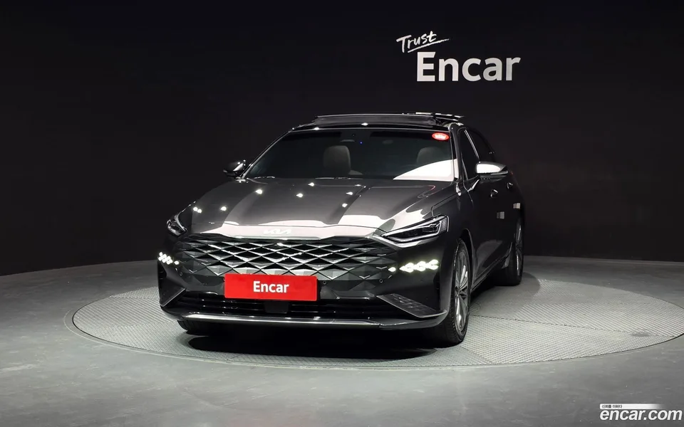 Kia K8 Hybrid 2023 — миниатюра 3