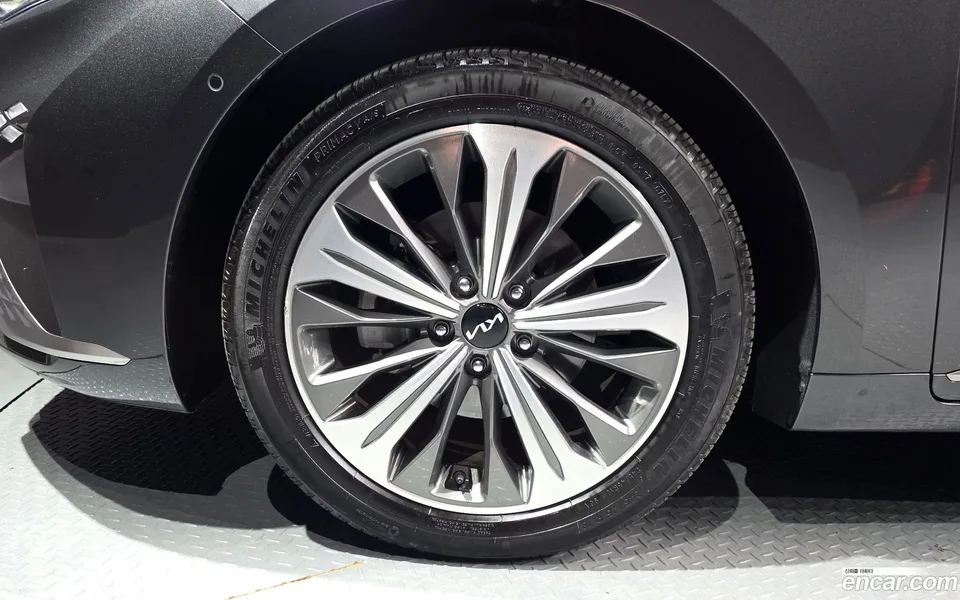 Kia K8 Hybrid 2023 — миниатюра 5