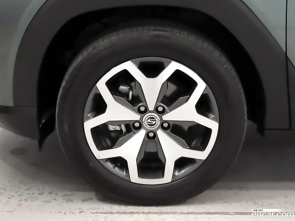 KG Mobility Torres 1.5 2WD 2023 — миниатюра 5