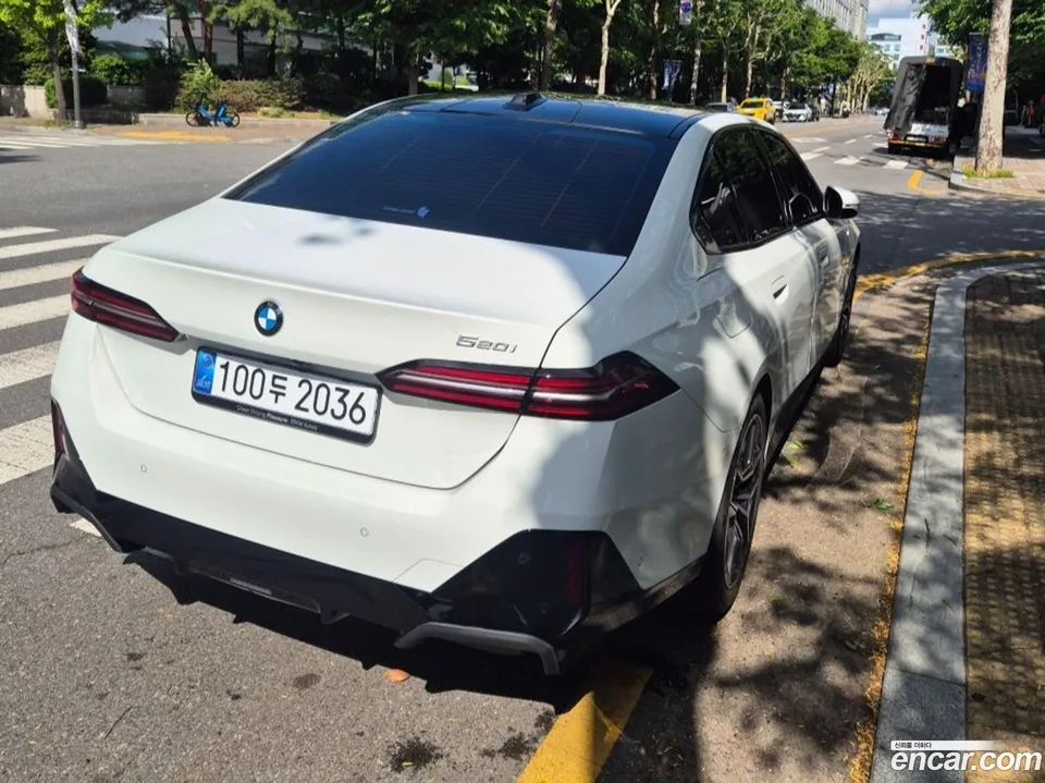 BMW 5 Series 520i M 2025 — миниатюра 5