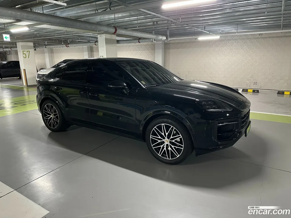 Porsche Cayenne 3.0 2025 — миниатюра 4