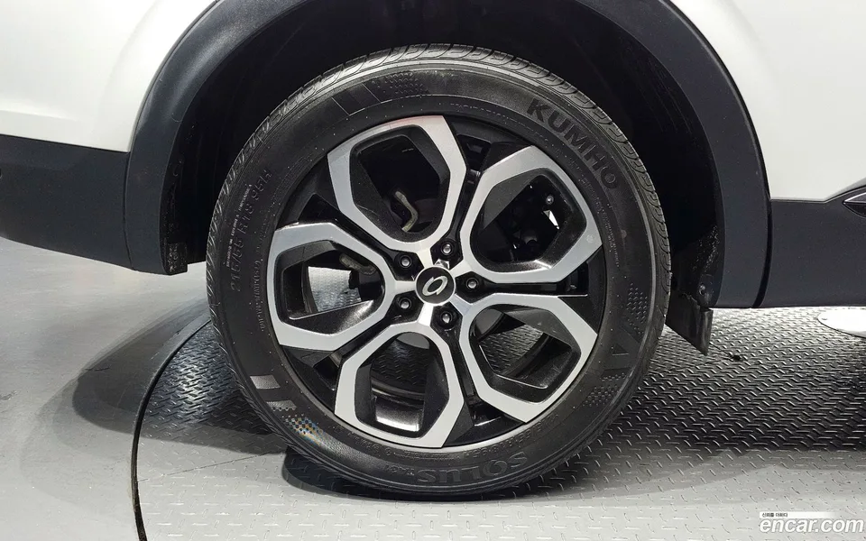 Renault Samsung XM3 (Arkana) 1.3 TCe RE 2023 — миниатюра 5