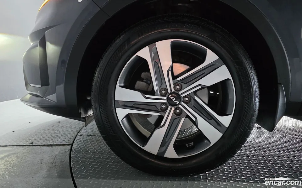 Kia Sorento HEV 1.6 2WD 2023 — миниатюра 2