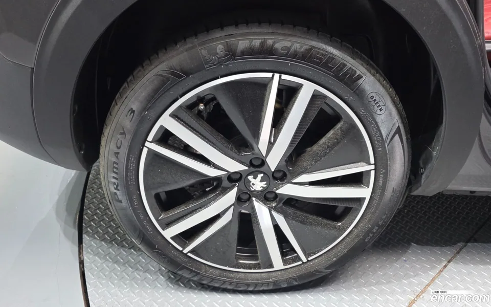 Peugeot 5008 1.2 Pure Tech GT 2024 — миниатюра 5