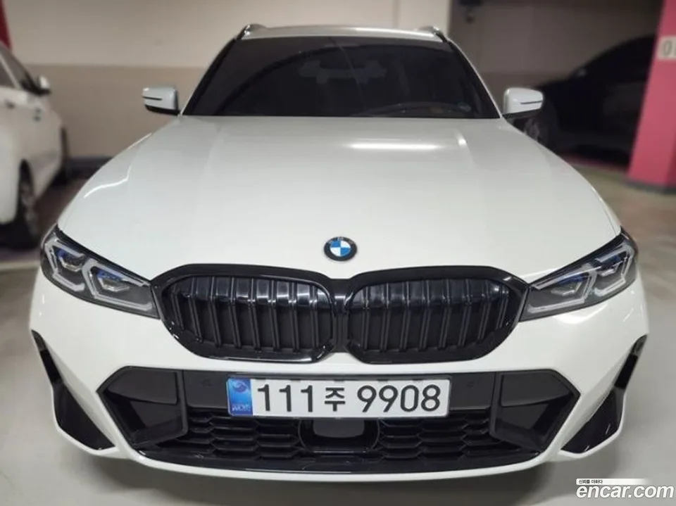 BMW 3 Series 320i M 2025 — фото 1, купить с доставкой в Москву