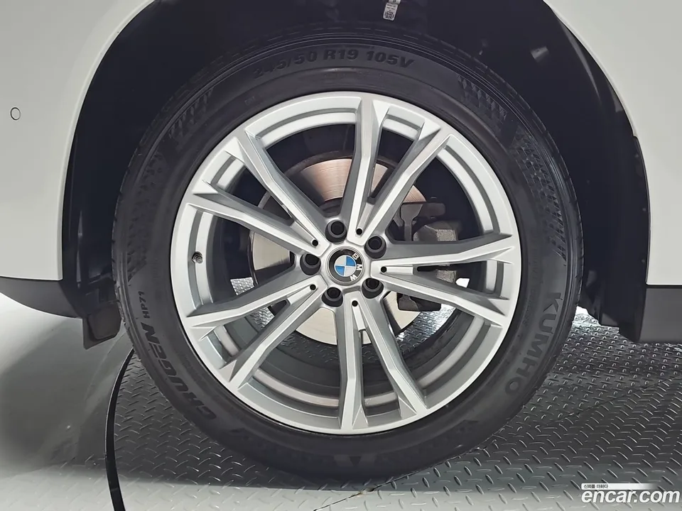 BMW X3 xDrive 20 2025 — миниатюра 2