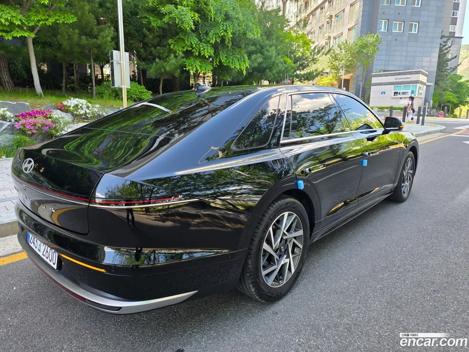 Hyundai Grandeur Hybrid 2024 — миниатюра 4
