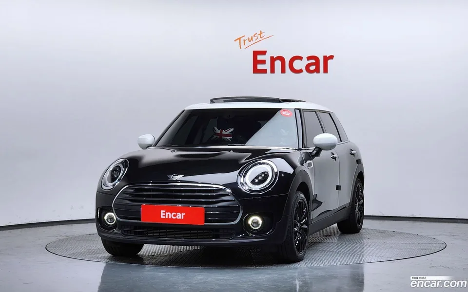 MINI Cooper Clubman 2023 — миниатюра 3
