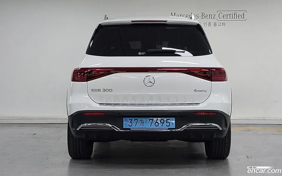 Mercedes-Benz EQB EQB300 4MATIC AMG 2024 — миниатюра 4