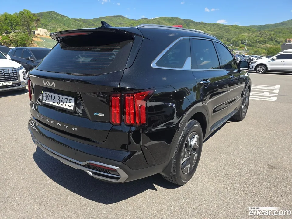 Kia Sorento HEV 1.6 2WD 2022 — миниатюра 2