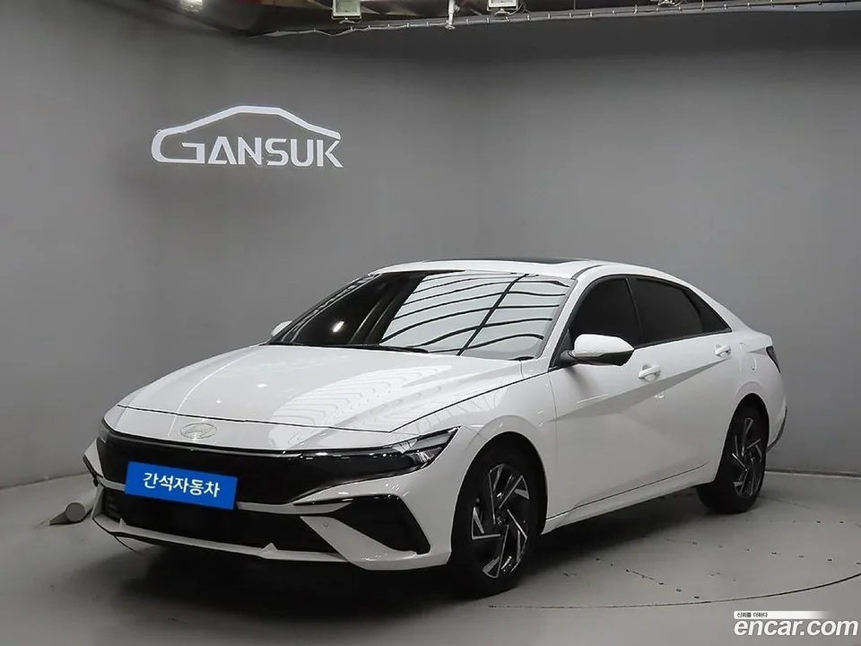 Hyundai Avante CN7 1.6 2024 — фото 1, купить с доставкой в Москву