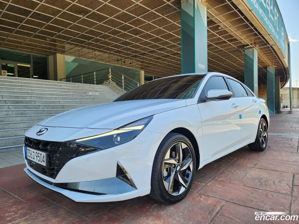 Hyundai Avante 1.6 2022 — фото 1, купить с доставкой в Москву