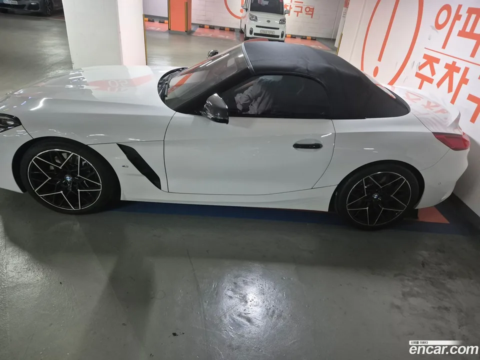 BMW Z4 sDrive20i M 2024 — фото 1, купить с доставкой в Москву