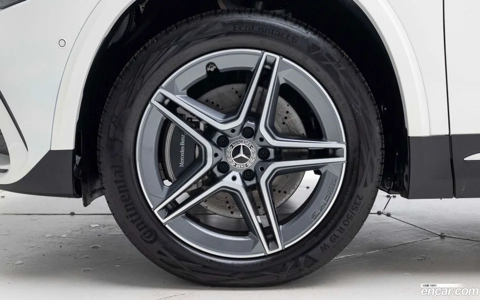 Mercedes-Benz GLA-Class GLA250 4MATIC 2025 — миниатюра 5