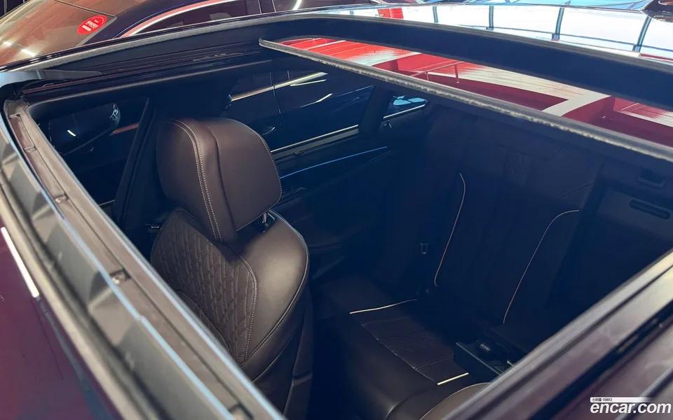 BMW 5 Series 530e M 2022 — миниатюра 2