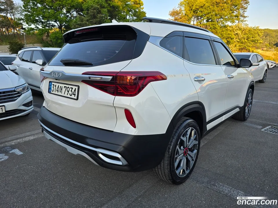 Kia Seltos 1.6 2WD 2022 — миниатюра 4