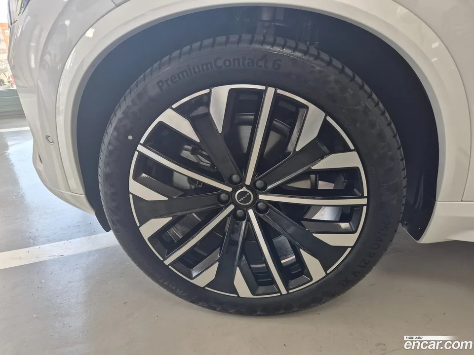 Volvo XC90 B6 2026 — миниатюра 5