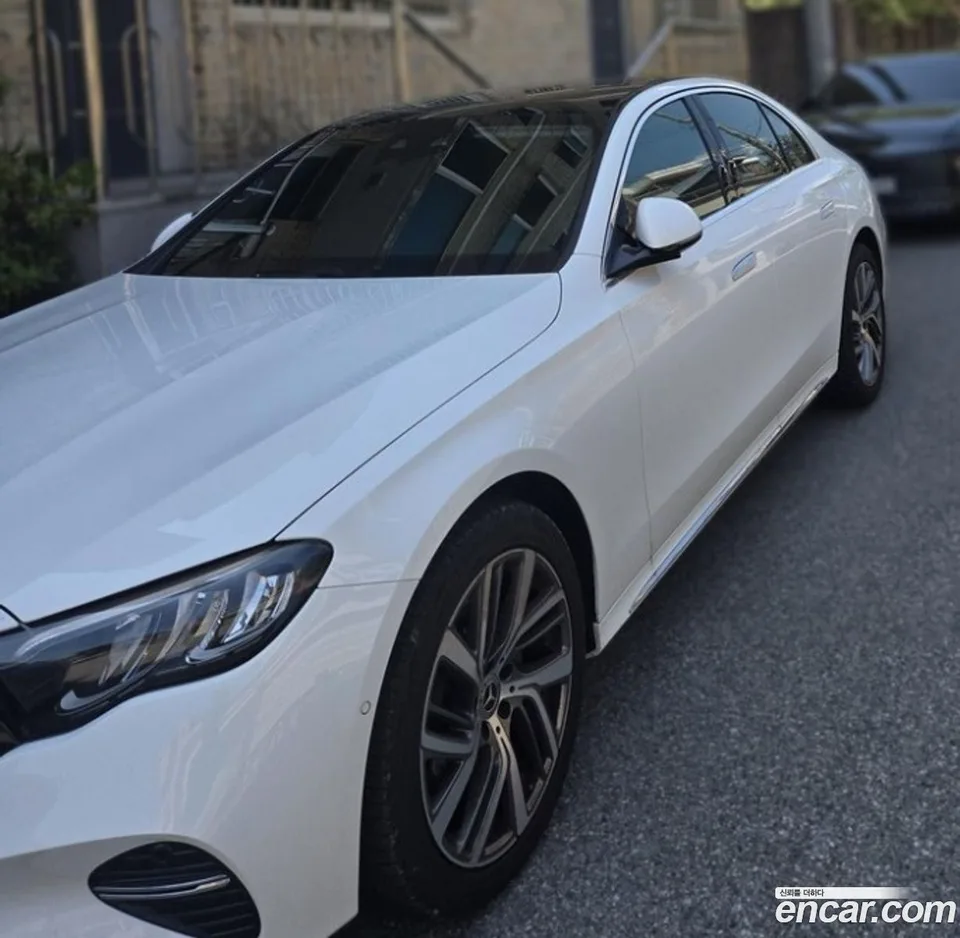 Mercedes-Benz E-Class E220d 4MATIC 2024 — миниатюра 2