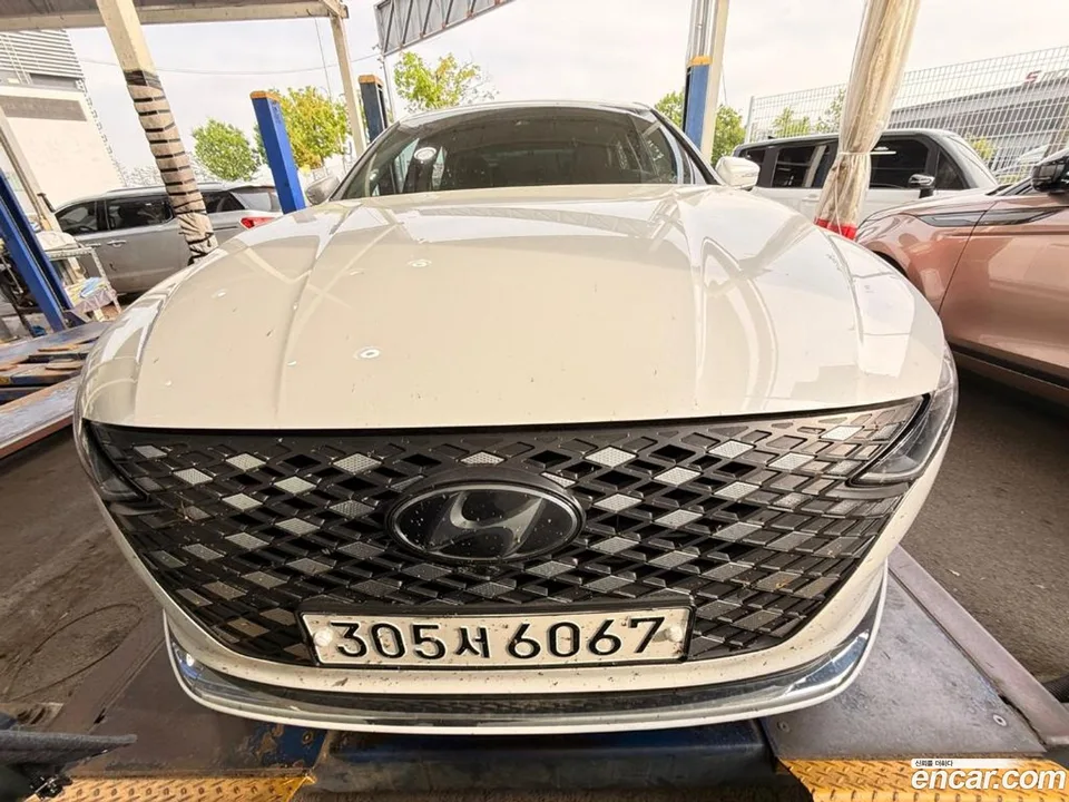 Hyundai Grandeur IG 2.5 2022 — фото 1, купить с доставкой в Москву