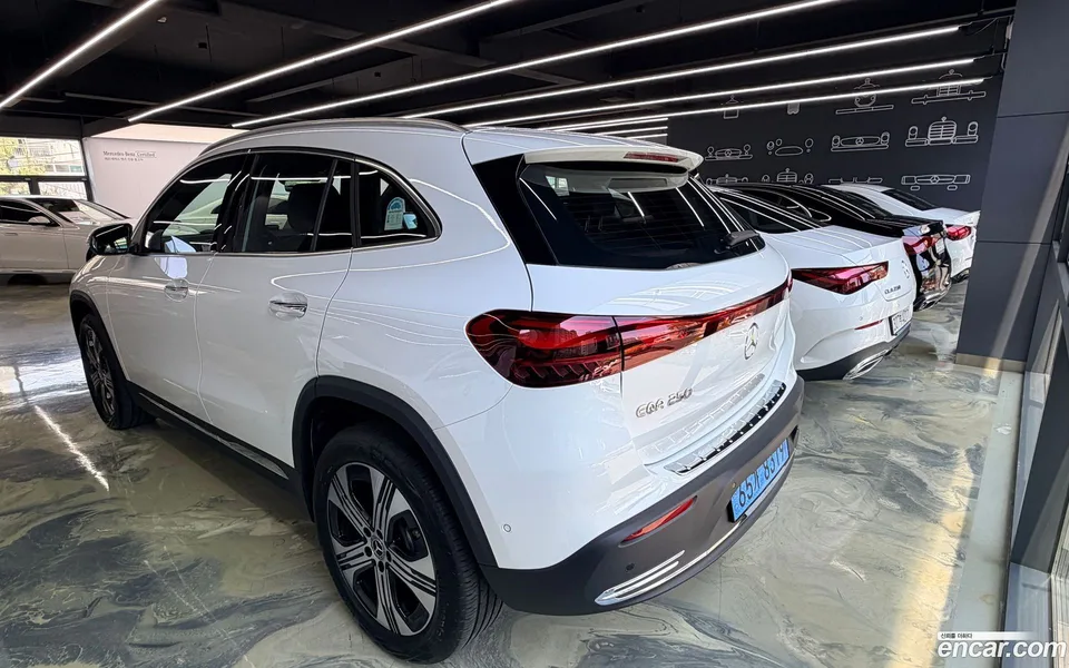 Mercedes-Benz EQA EQA250 2025 — миниатюра 2