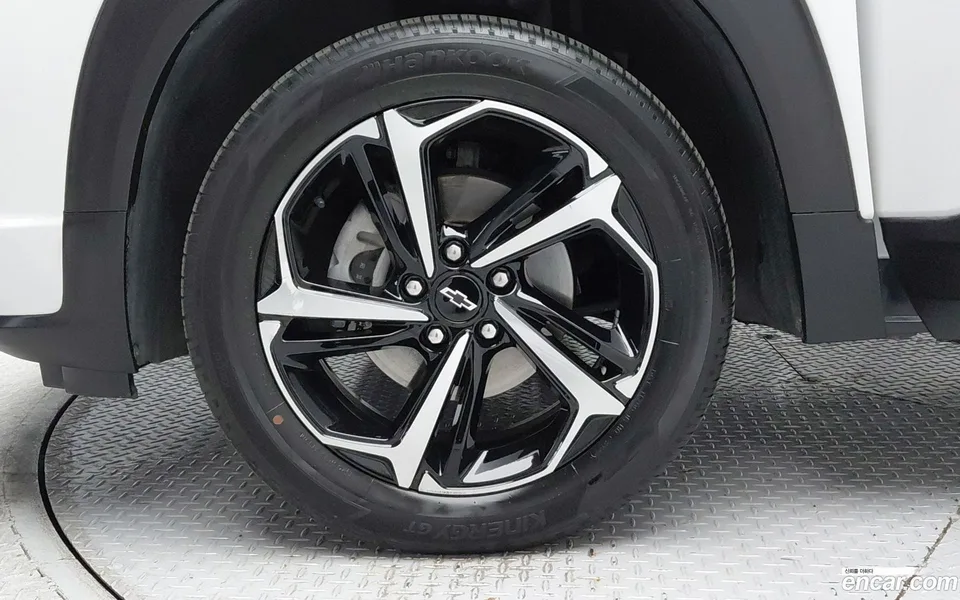 Chevrolet Trailblazer 1.3 4WD 2023 — миниатюра 5