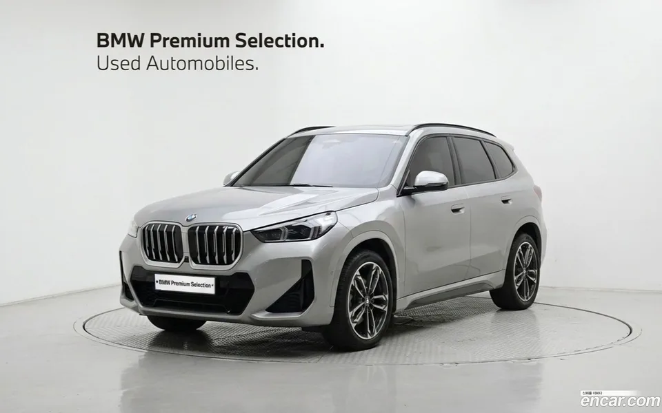 BMW X1 xDrive 20i M 2025 — фото 1, купить с доставкой в Москву