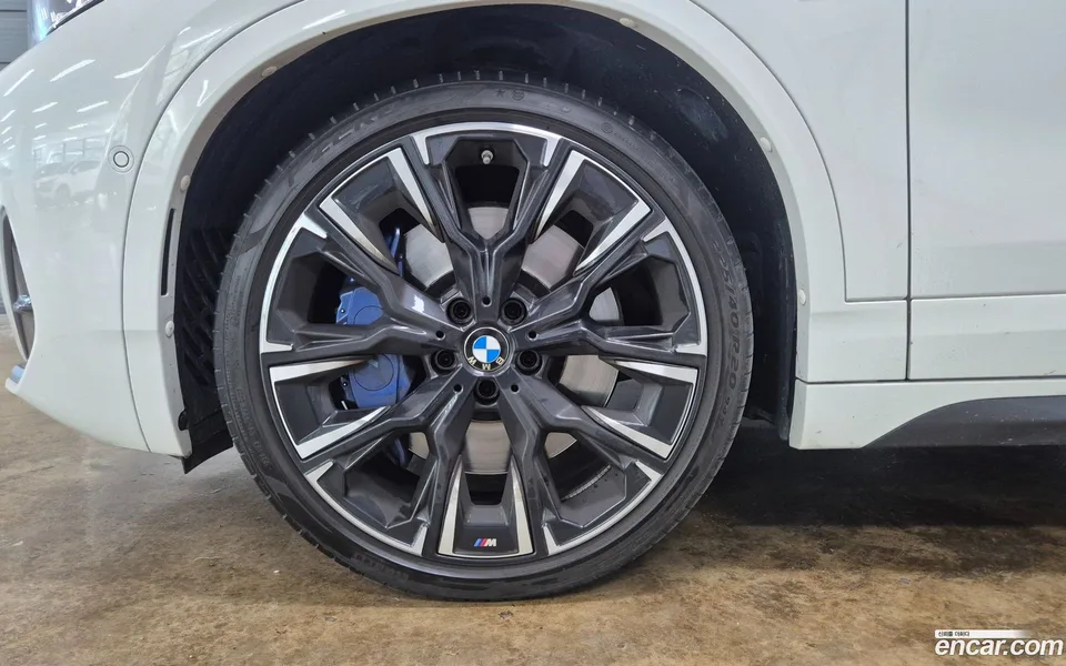 BMW X2 xDrive M35i 2023 — миниатюра 2