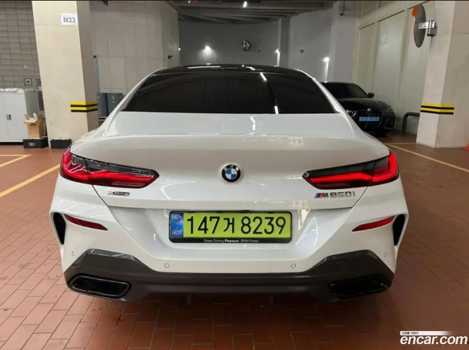 BMW 8 Series M850i xDrive 2025 — миниатюра 3