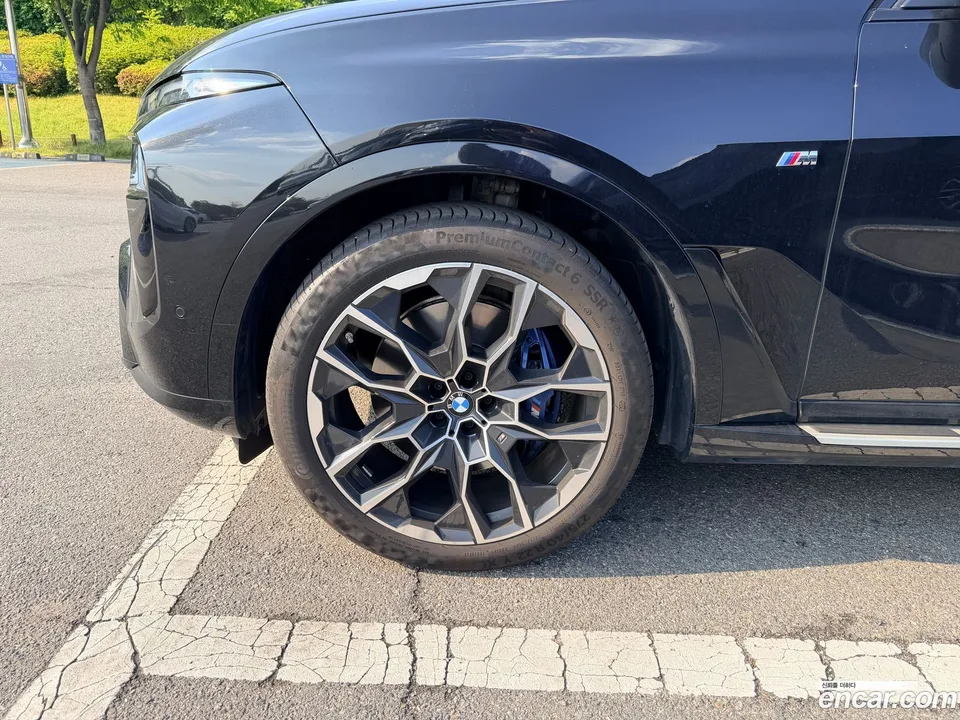 BMW X7 xDrive 40i M 7 2025 — миниатюра 2