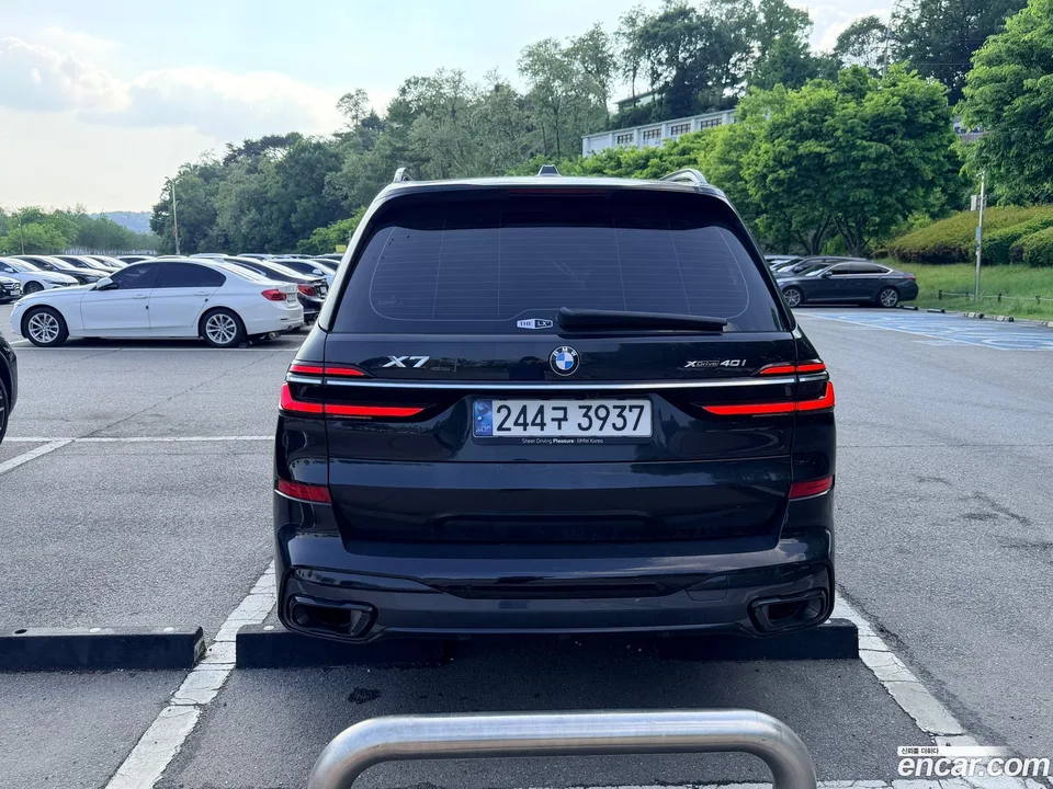 BMW X7 xDrive 40i M 7 2025 — миниатюра 4