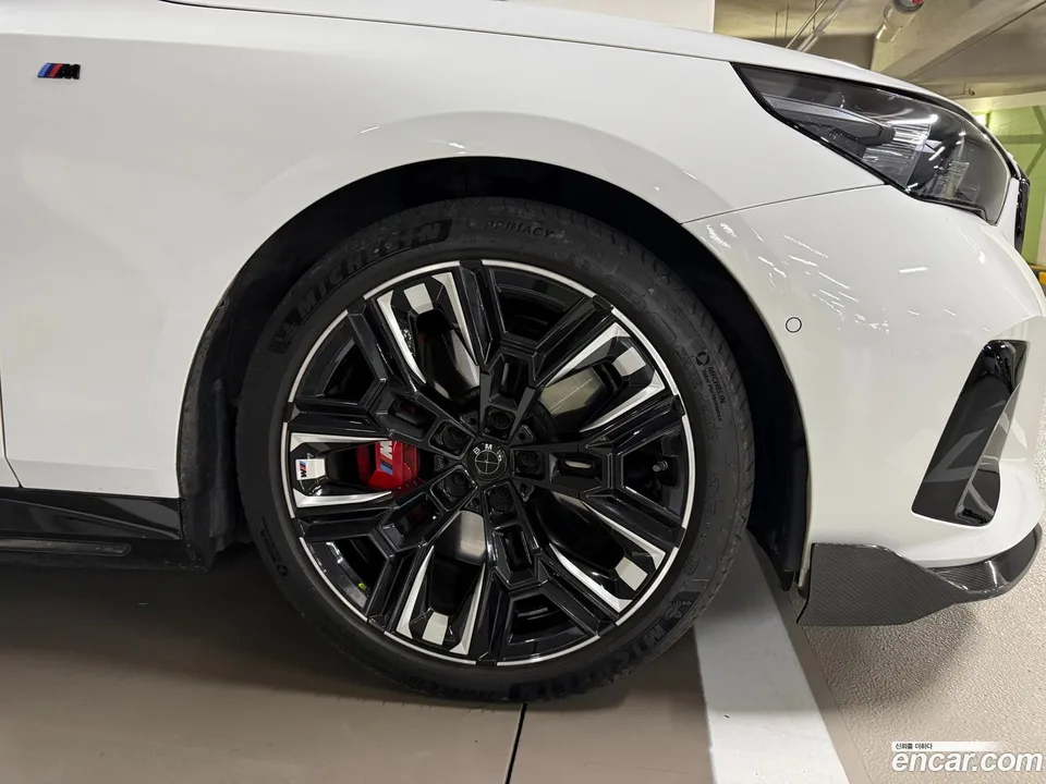 BMW i5 M60 xDrive 2024 — миниатюра 4