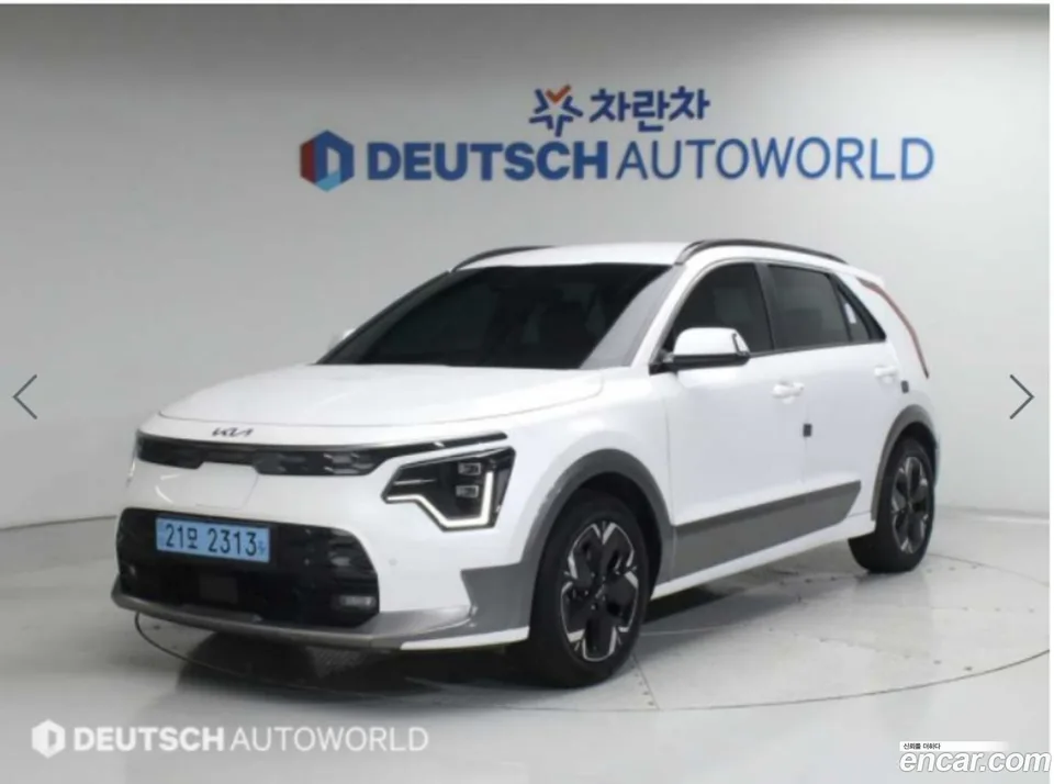 Kia Niro EV 2024 — фото 1, купить с доставкой в Москву