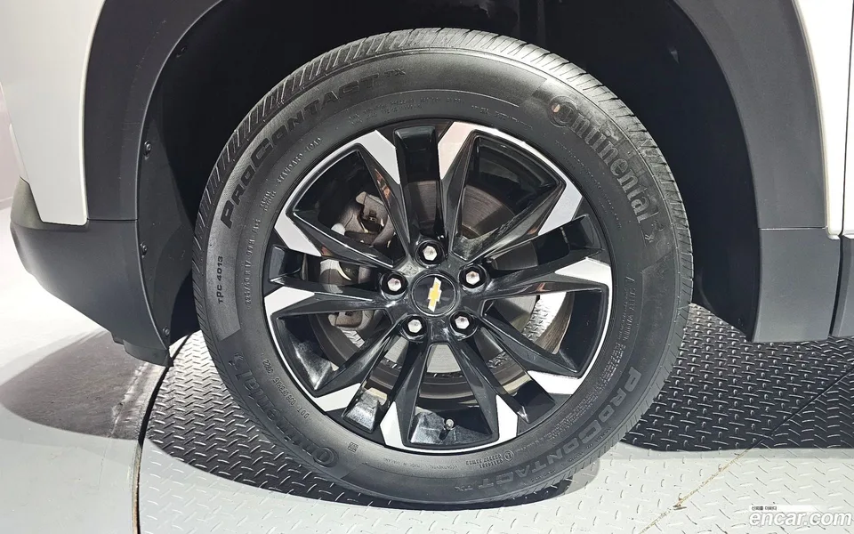 Chevrolet Trailblazer 1.3 2WD 2023 — миниатюра 2