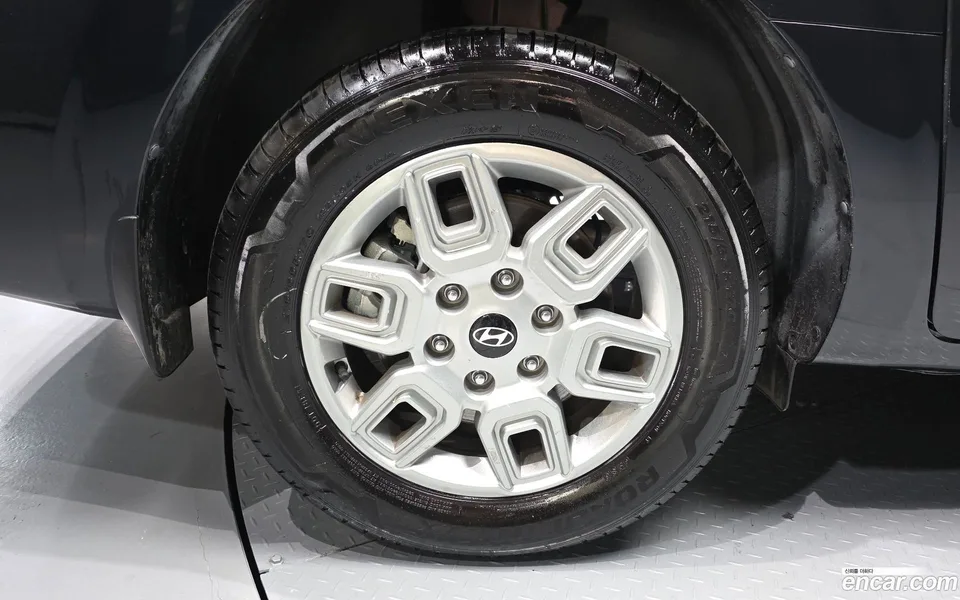 Hyundai Staria 5 2024 — миниатюра 5