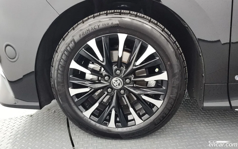 Toyota Alphard 2.5 HEV AWD 2024 — миниатюра 5