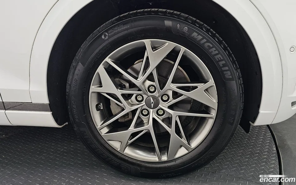 Genesis GV70 2.5T 2WD 2022 — миниатюра 5
